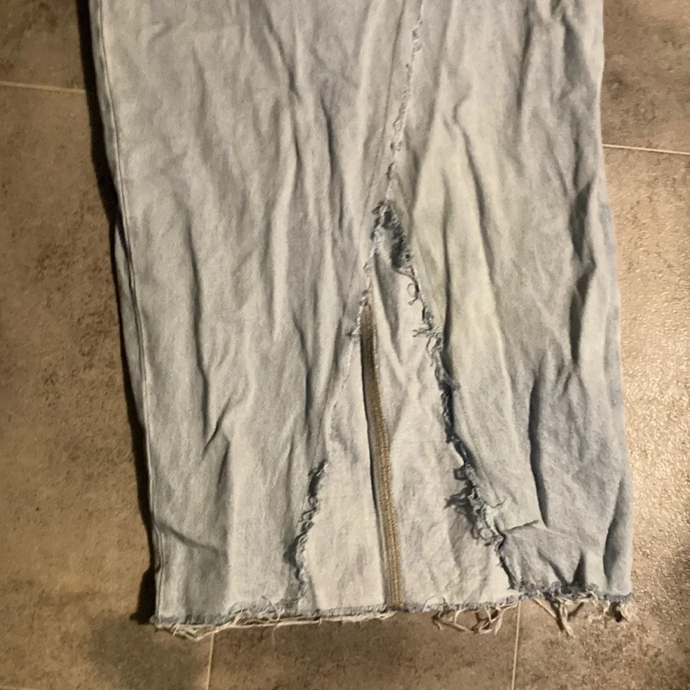 Zara Blue Maxi Pencil Skirt with Ruched Slit jeans skirt